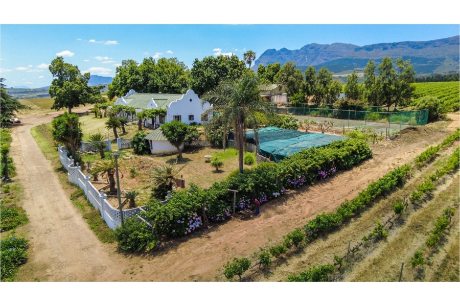 5 Bedroom Property for Sale in Paarl North Western Cape
